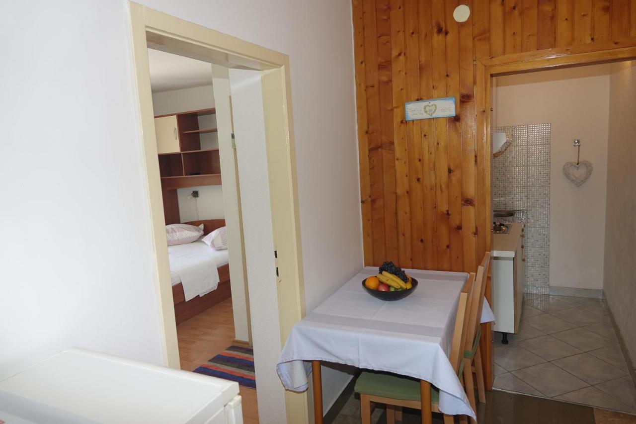 Ferienwohnung Roza Baška Voda Exterior foto